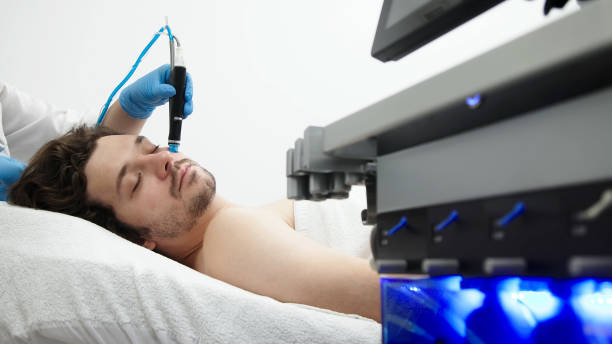 Best Emergency Tooth Extraction  in Ives Estates, FL